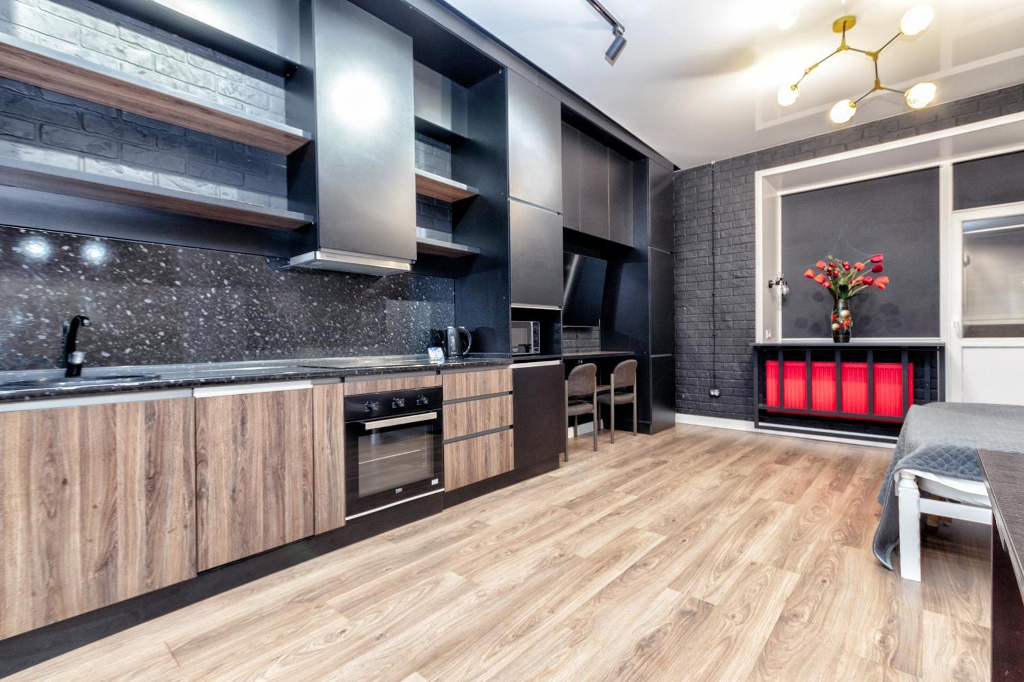 Студия С Дизайнерским Ремонтом В Элитном Доме Pavlodar Extérieur photo